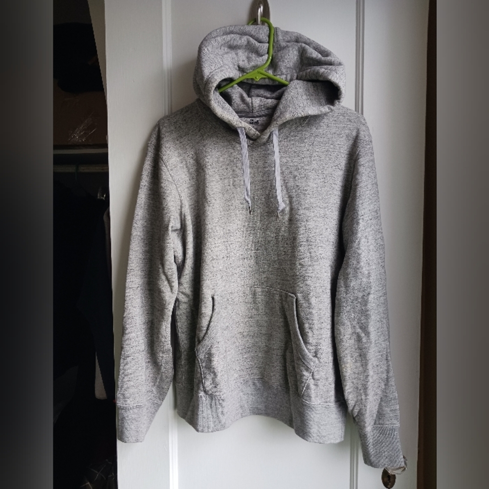 Uniqlo Pullover Hooded Sweatshirt